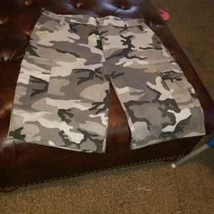 Camouflage Cargo  shorts